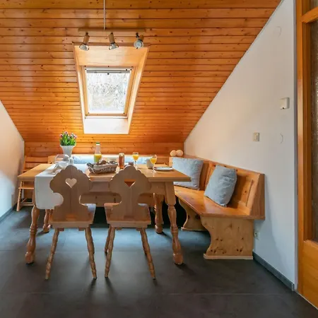Apartment Am Grafenbächle, 80qm Bad Rippoldsau-Schapbach